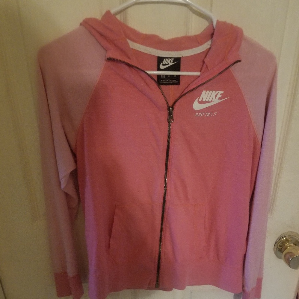 Nike hooded jacket - Picture 1 of 1